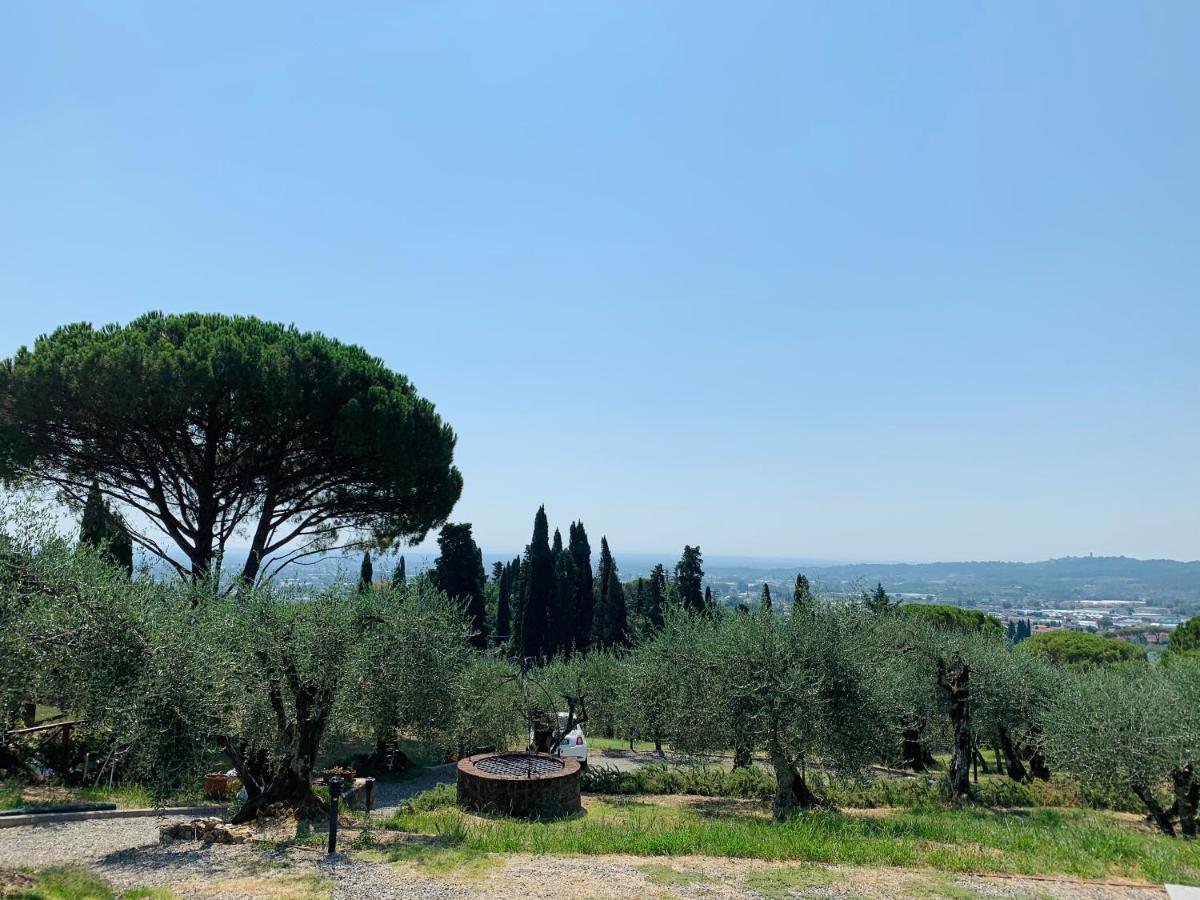 Cozy Tuscany Apartment With View Pescia Extérieur photo
